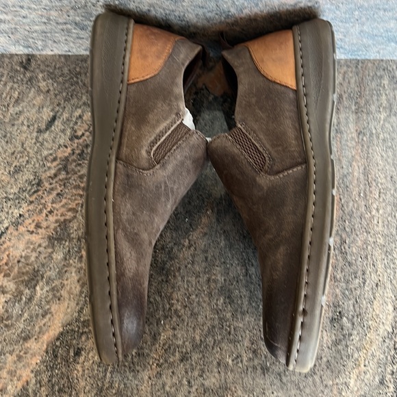 Dalton is the newest iconic Børn slip on, designed for ultimate flexibility. - Picture 6 of 8